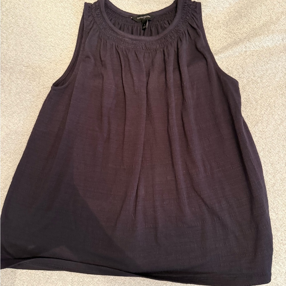 Banana Republic Gray Relaxed Pleated Tank Top